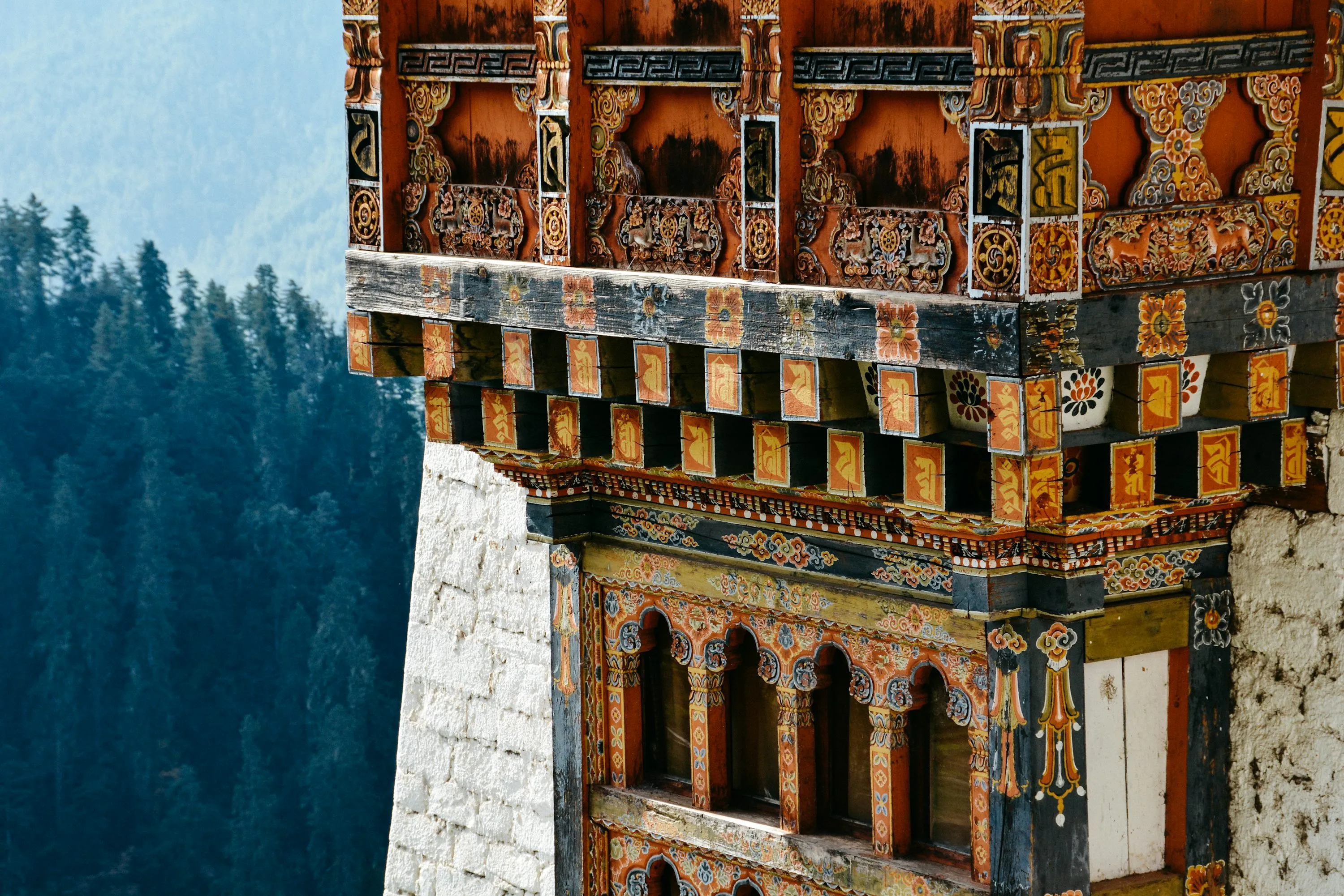 How to Travel to Bhutan from Jordan (2025): A Complete Guide to Visa, SDF, Flights, & Itineraries