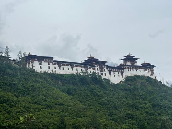 Himalayan Harmony: 9 Days Cultural & Nature Tour with Manifest Bhutan Expeditions