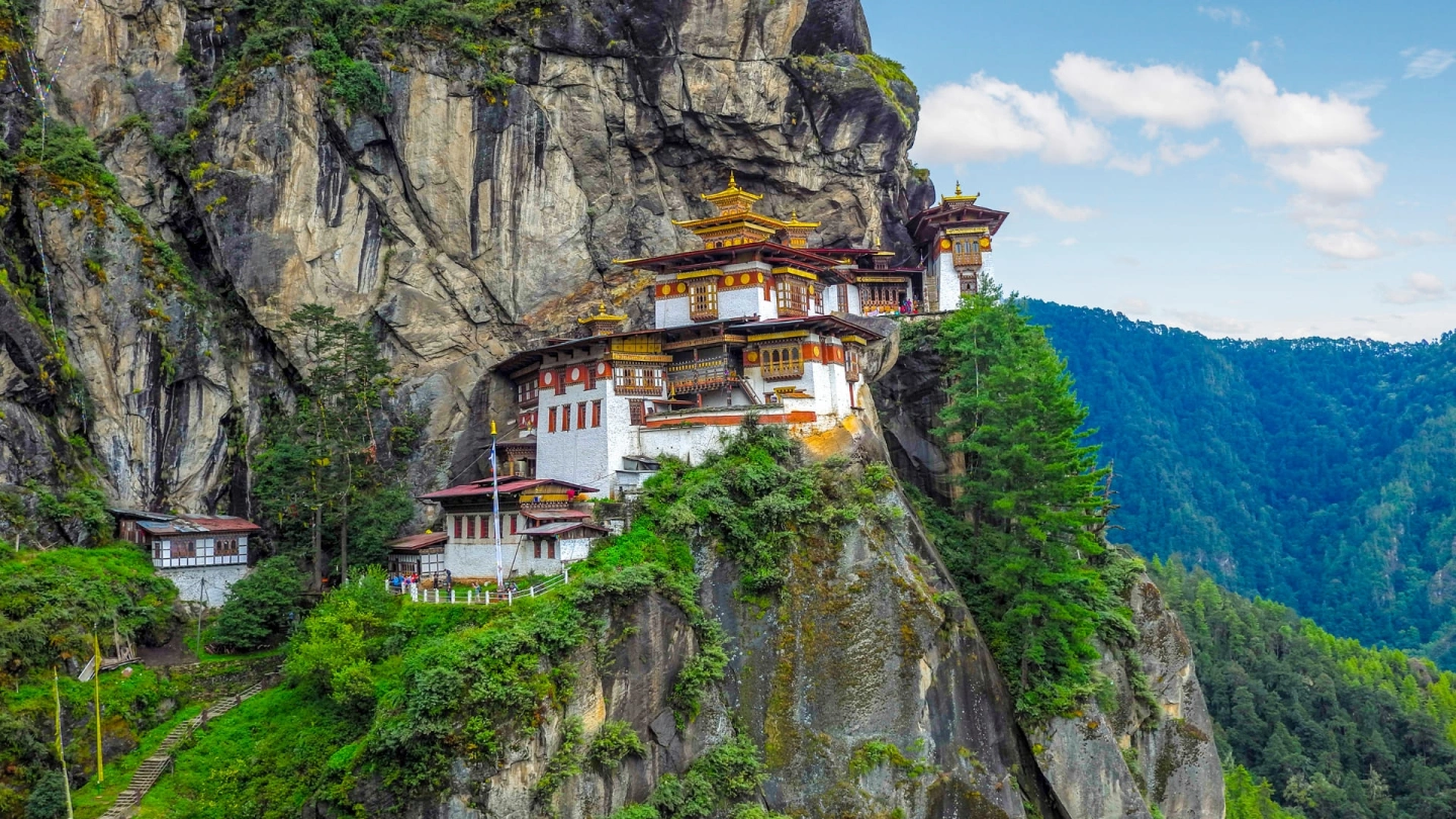 How to Travel to Bhutan from India (2025): A Complete Guide to Visa, SDF, Flights, & Itineraries