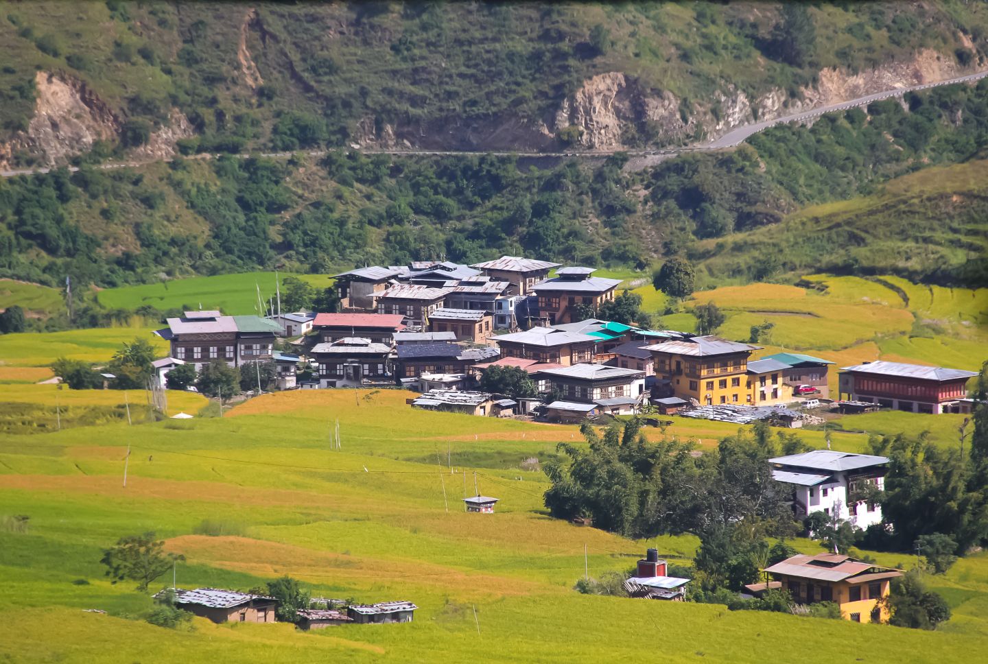 Bhutan Cultural Immersion Tour | Luxury Bhutan Expeditions & Authentic Experiences